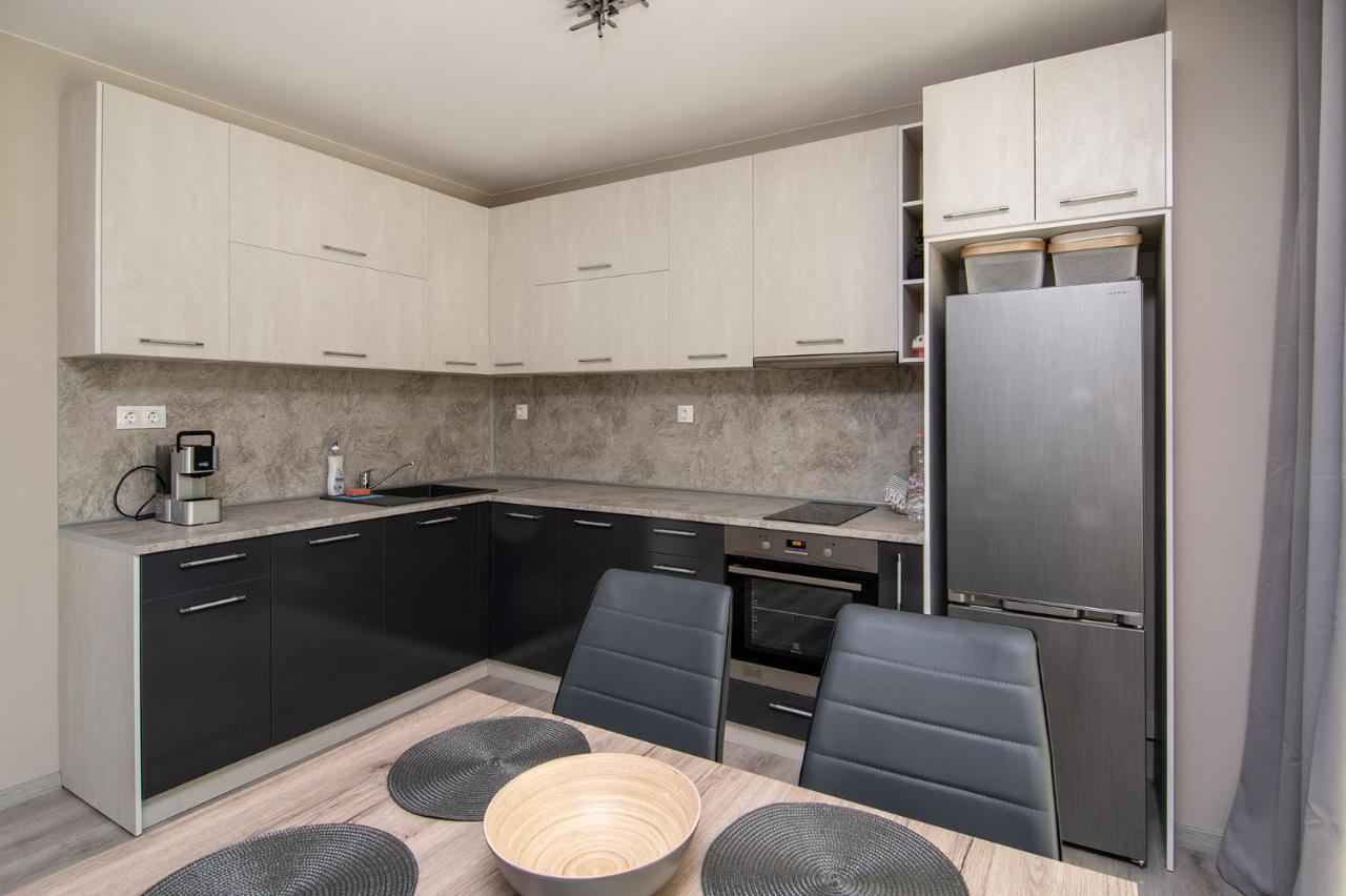 Апартаменты Cozy Flats Nearby Center Free Park Area Варна Экстерьер фото